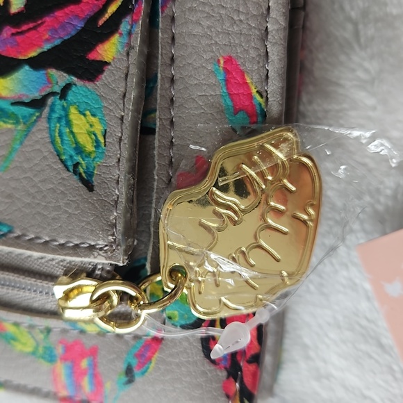 BETSEY JOHNSON Wallet - Picture 10 of 10